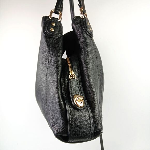 Coach Edie Shoulder Bag In Black Style No. 57122 $474 Retail - Picture 5 of 11
